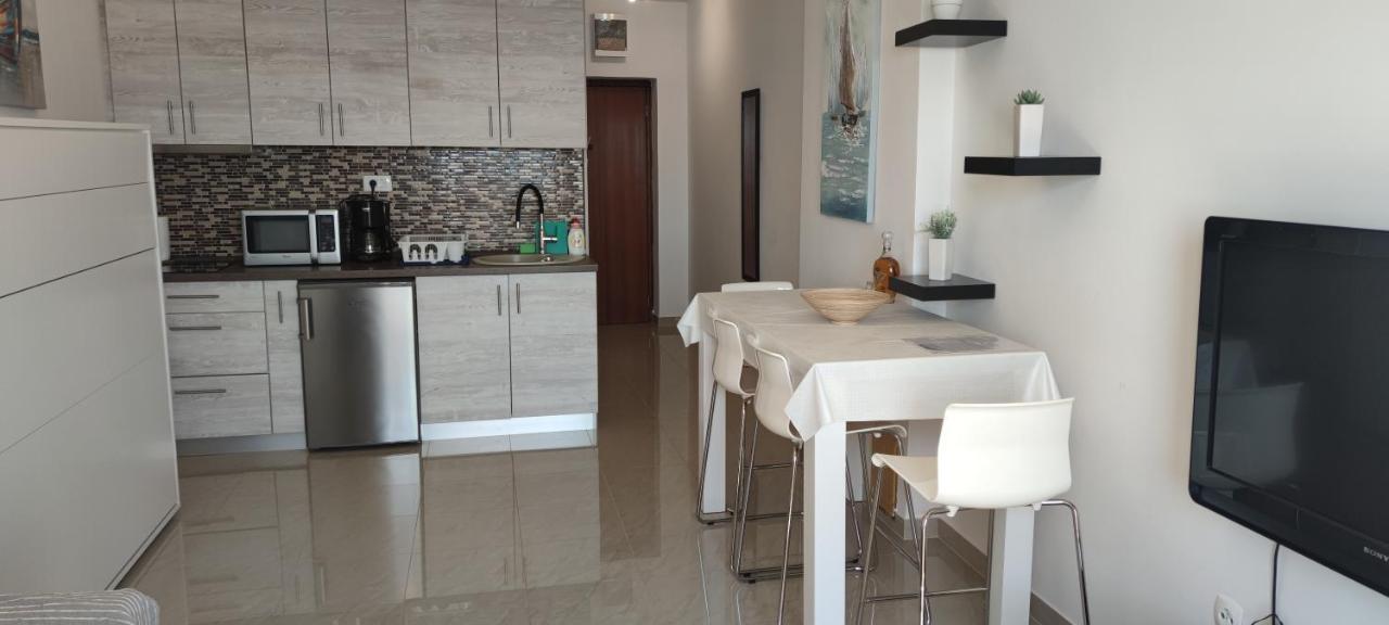 Studio Apartment Novi Vinodolski Exteriér fotografie