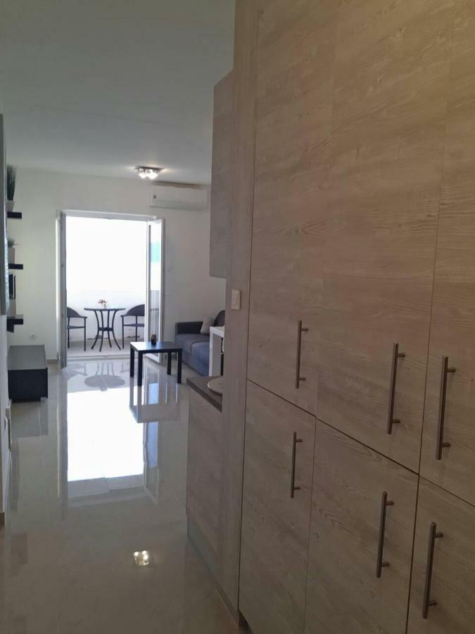 Studio Apartment Novi Vinodolski Exteriér fotografie